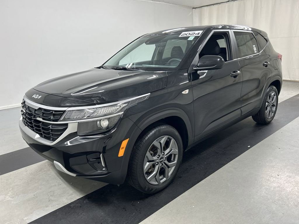 Certified 2024 Kia Seltos LX AWD/4WD image 5
