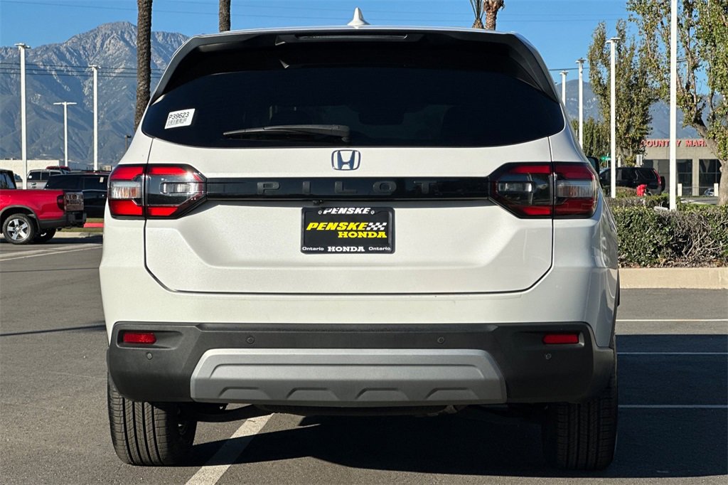 Used 2024 Honda Pilot EX-L image 5