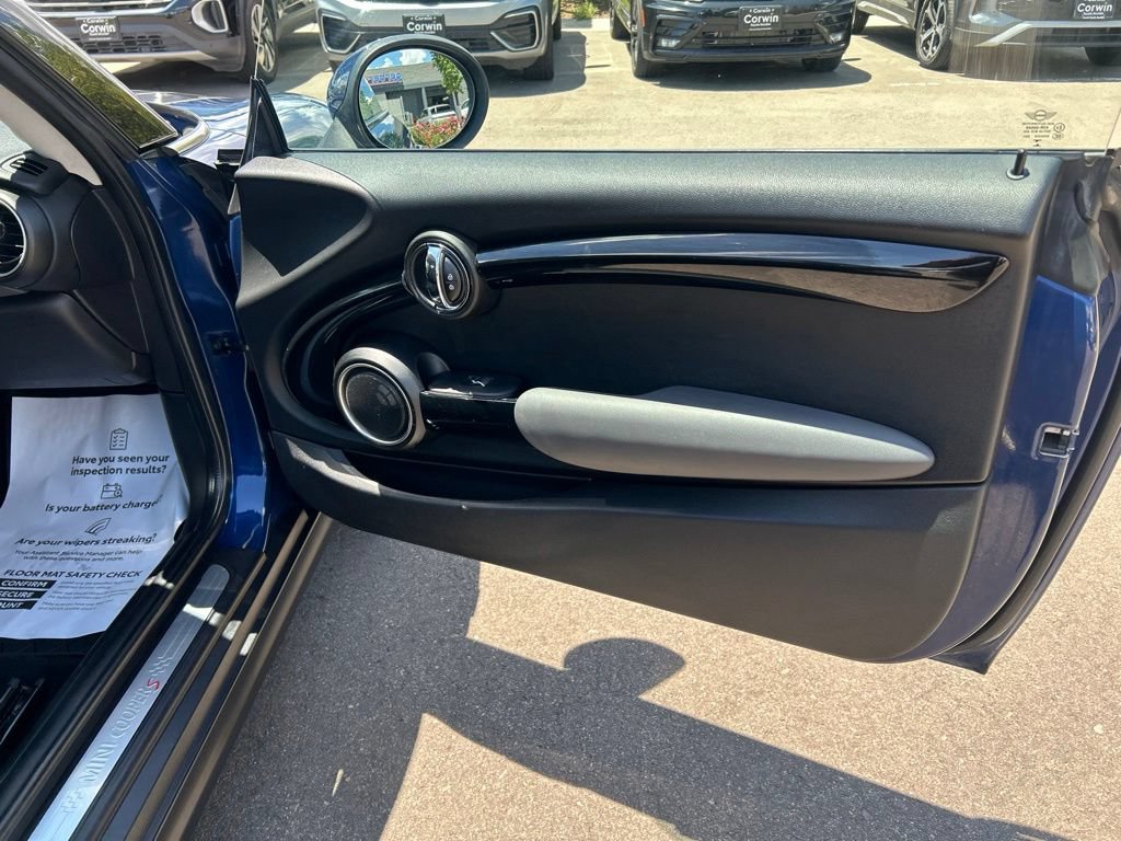 Used 2014 MINI Cooper S FWD image 11
