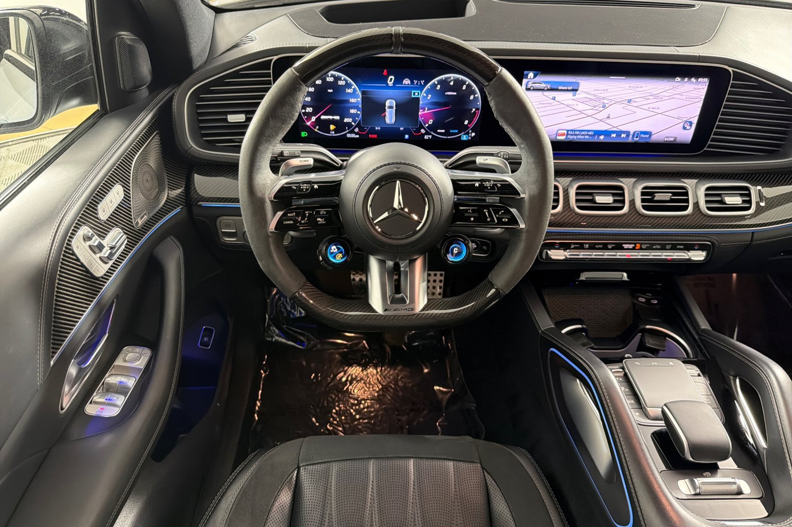 Used 2024 Mercedes-Benz GLS 63 AMG 4MATIC image 13