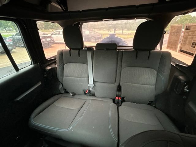 Used 2023 Jeep Wrangler Unlimited Rubicon 4xe w/ Cold Weather Group AWD/4WD image 20