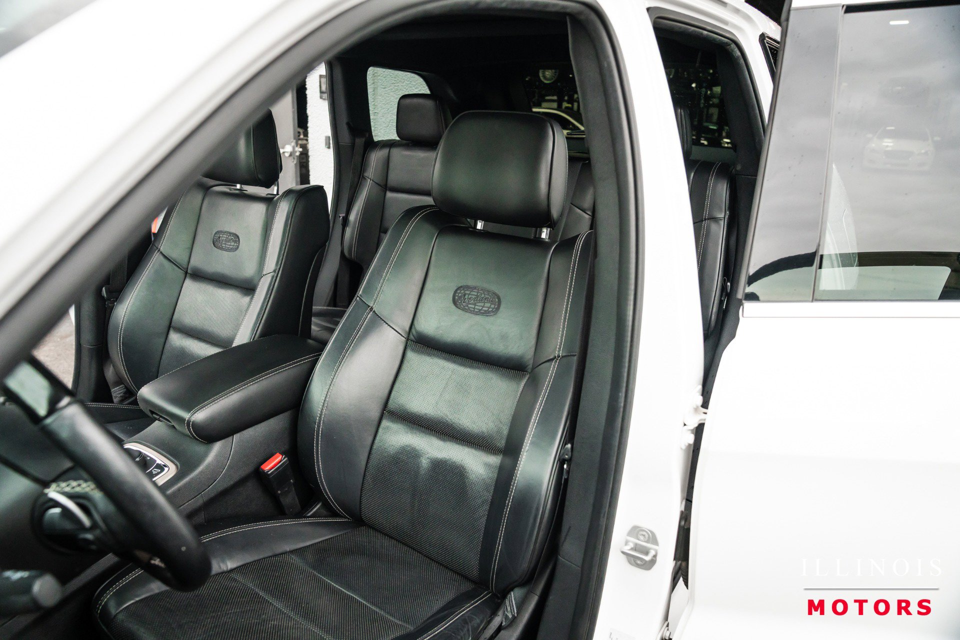 Used 2015 Jeep Grand Cherokee Overland AWD/4WD image 17