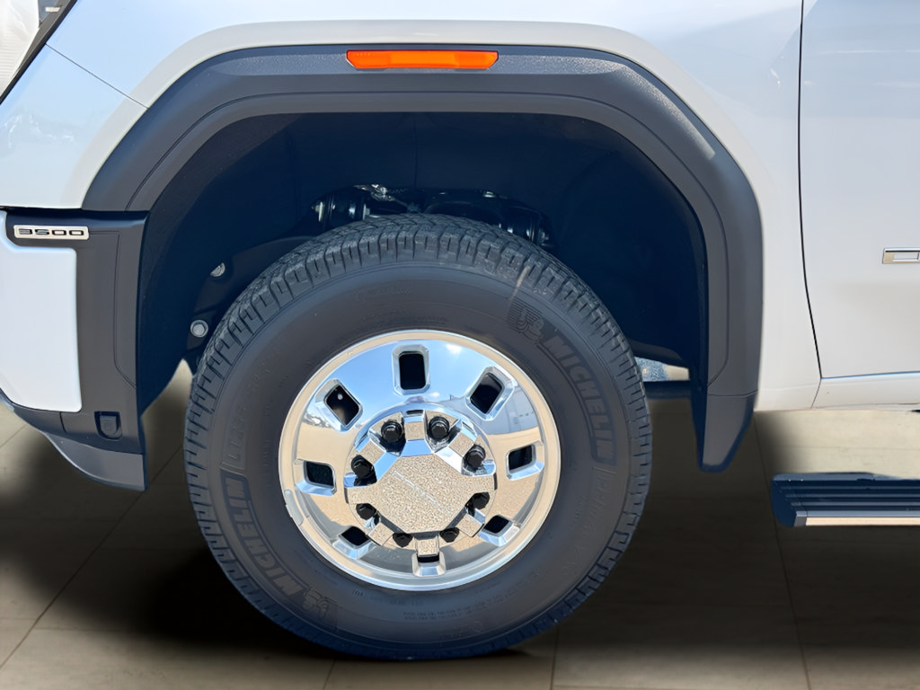 Used 2024 GMC Sierra 3500 Denali Ultimate AWD/4WD image 36
