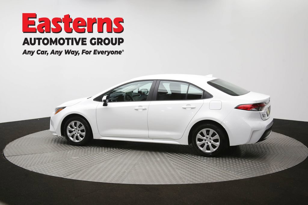 Used 2025 Toyota Corolla LE image 61