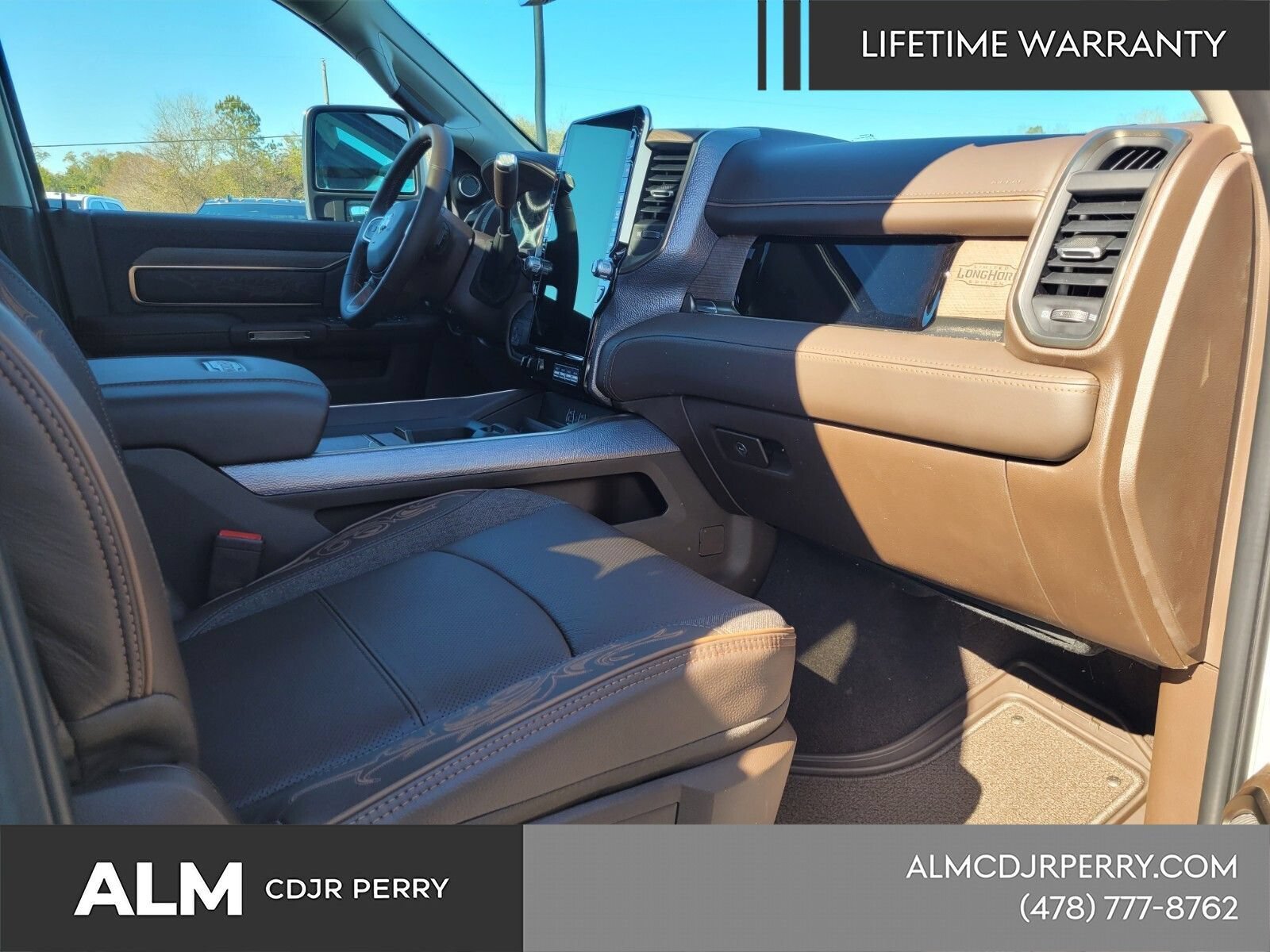 New 2026 RAM 2500 Limited AWD/4WD image 16
