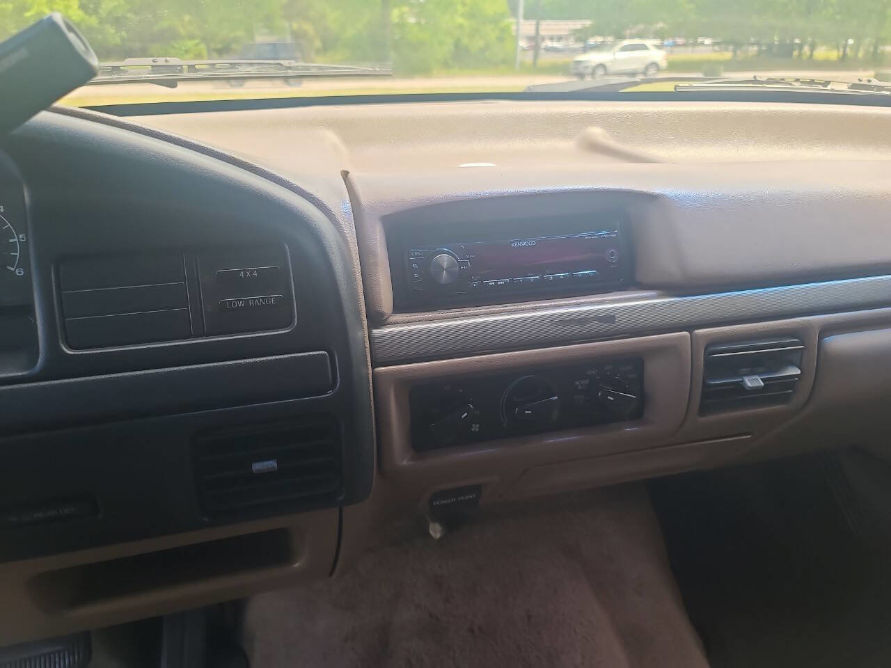Used 1993 Ford Bronco Eddie Bauer AWD/4WD image 17