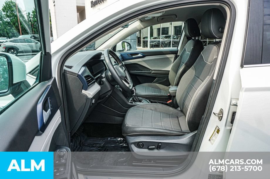 Used 2024 Volkswagen Taos SE FWD image 18