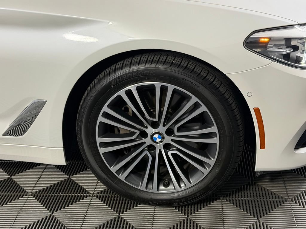 Used 2020 BMW 540i w/ Convenience Package RWD image 10