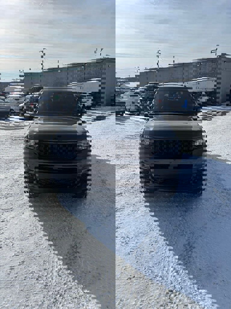 New 2025 Jeep Grand Cherokee L Limited image 2