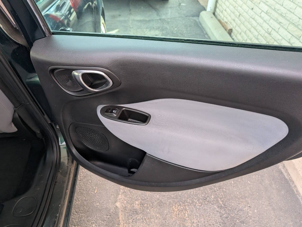 Used 2014 FIAT 500L Easy FWD image 31