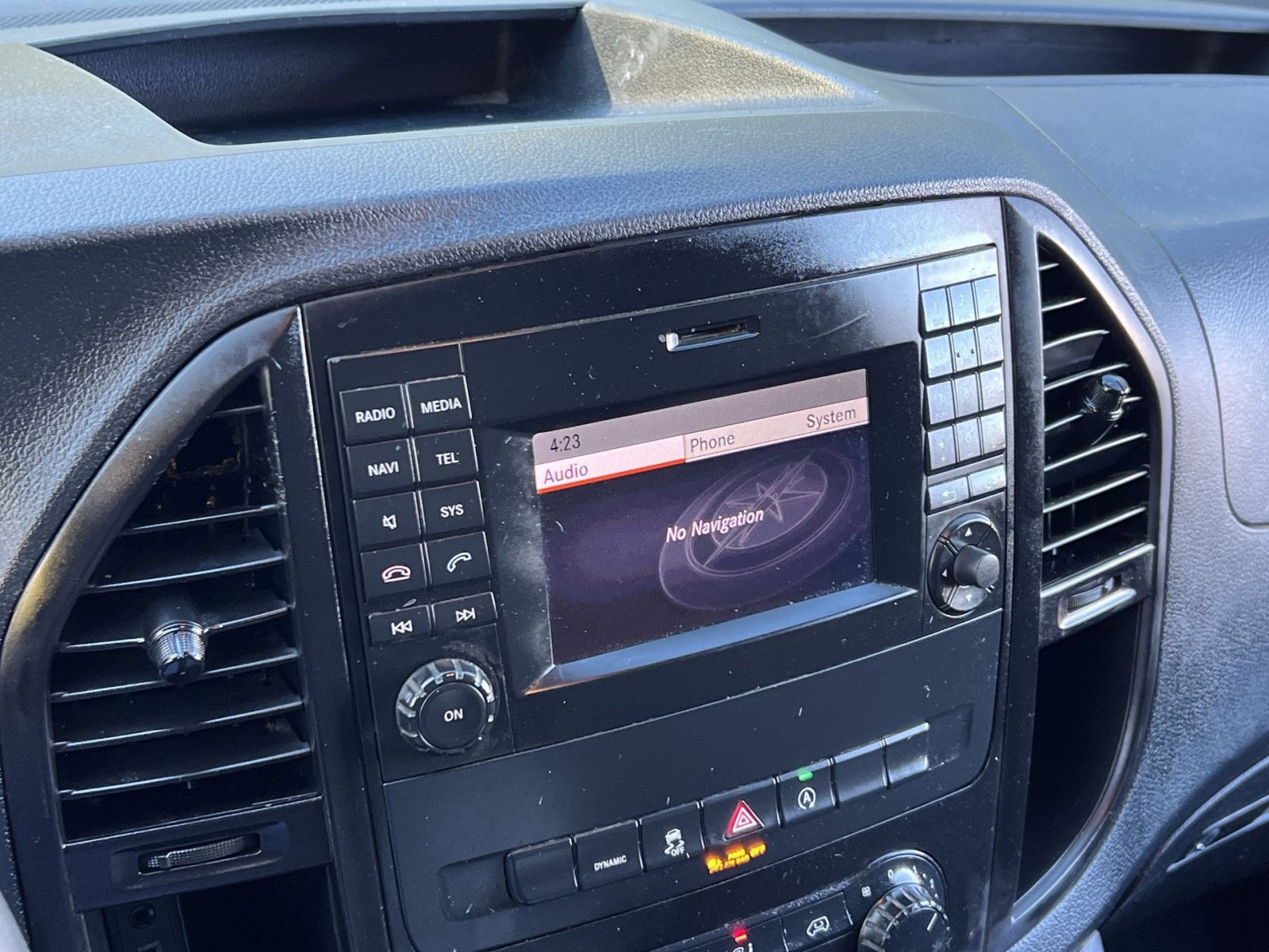 Used 2020 Mercedes-Benz Metris image 25
