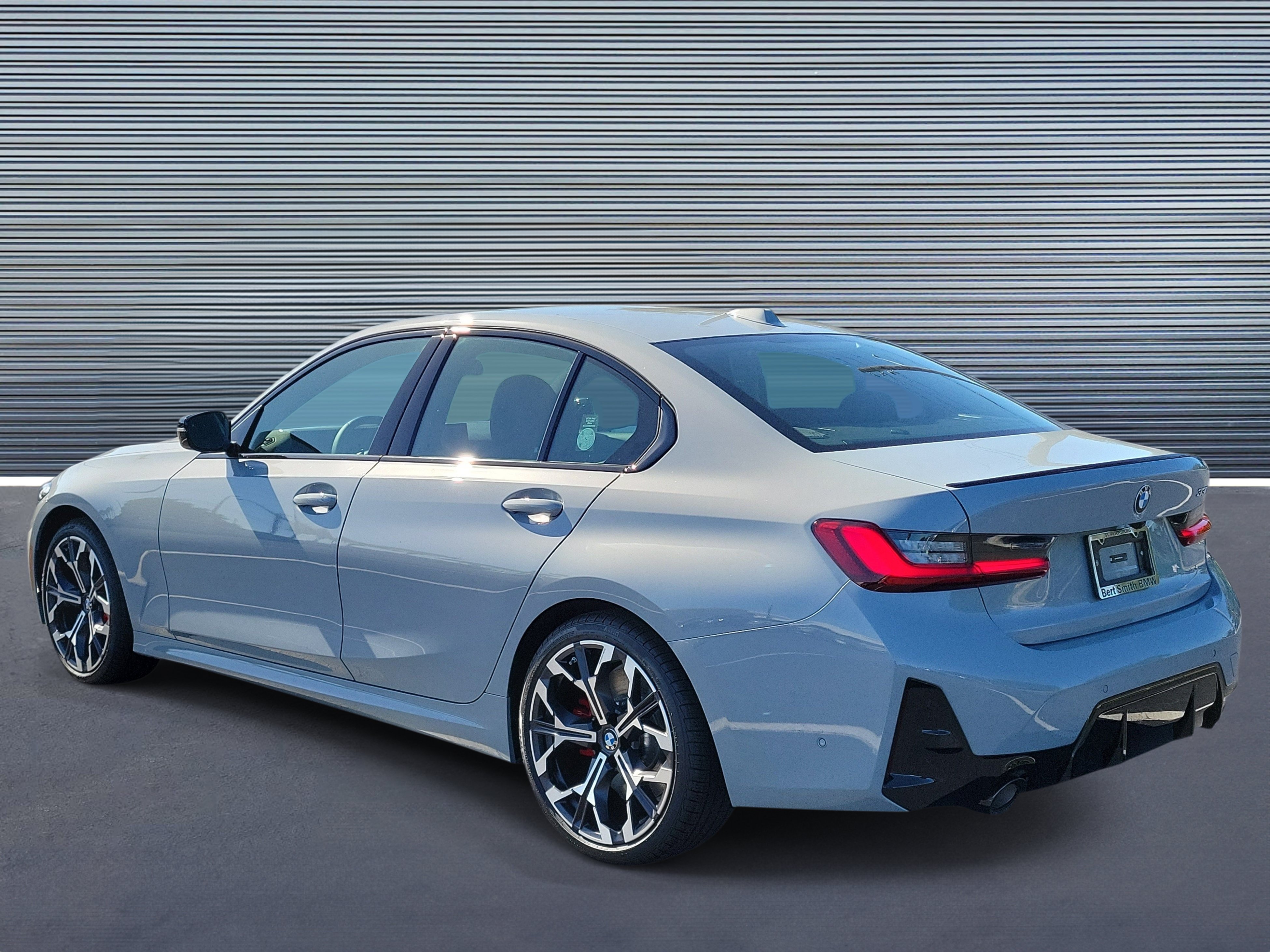 New 2026 BMW 330i Sedan w/ M Sport Package RWD image 4