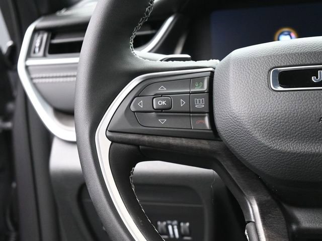 New 2025 Jeep Grand Cherokee L Limited image 32