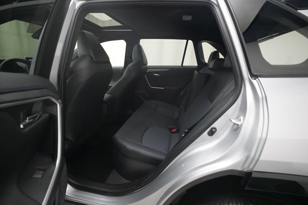 Used 2022 Toyota RAV4 XSE w/ XSE Grade Weather Package AWD/4WD image 16