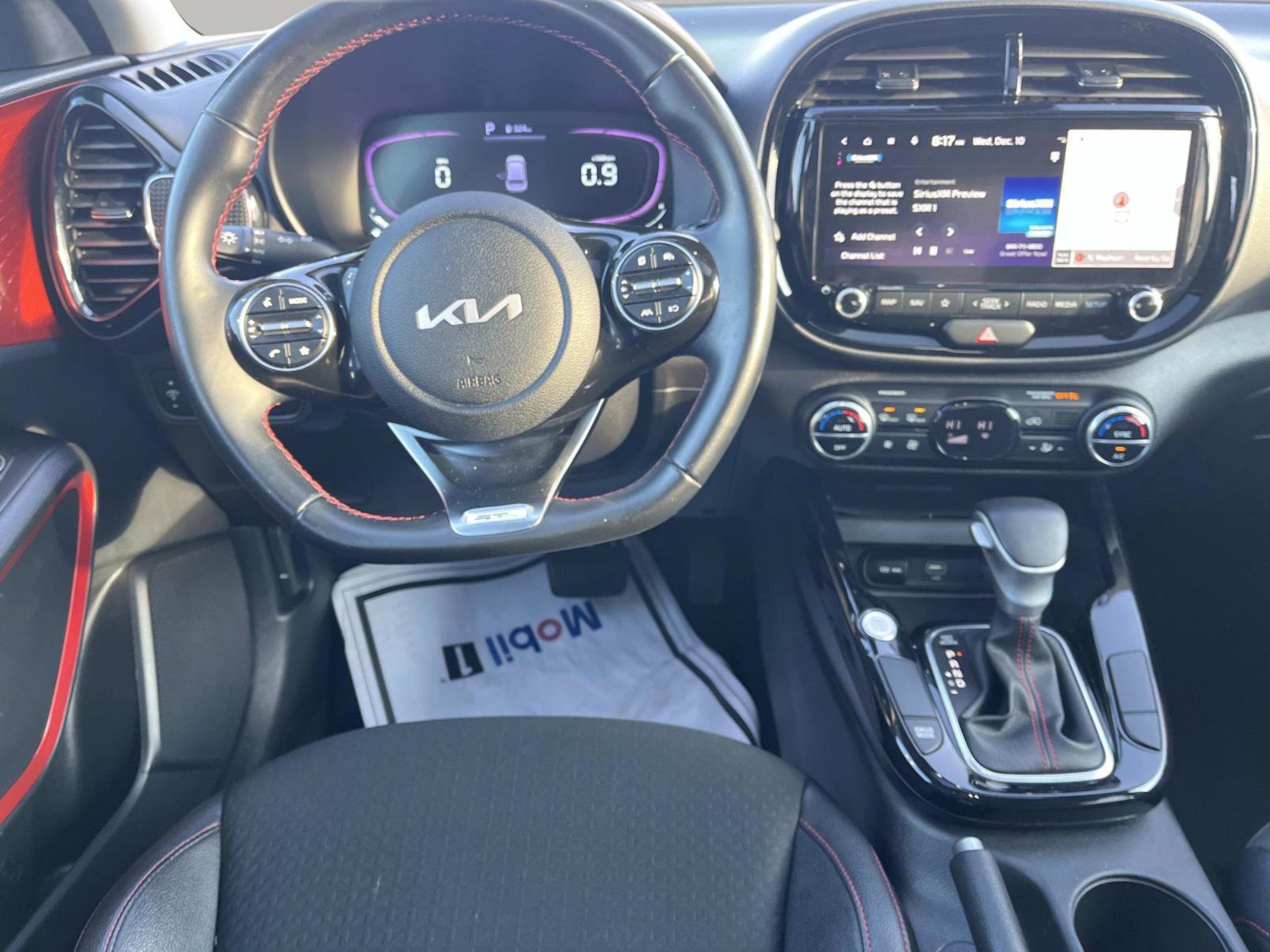 Used 2023 Kia Soul GT-Line image 13