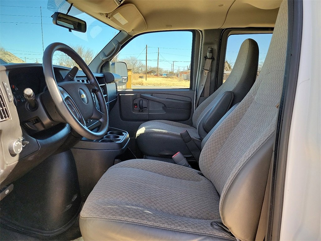 Used 2014 Chevrolet Express 2500 LS image 19