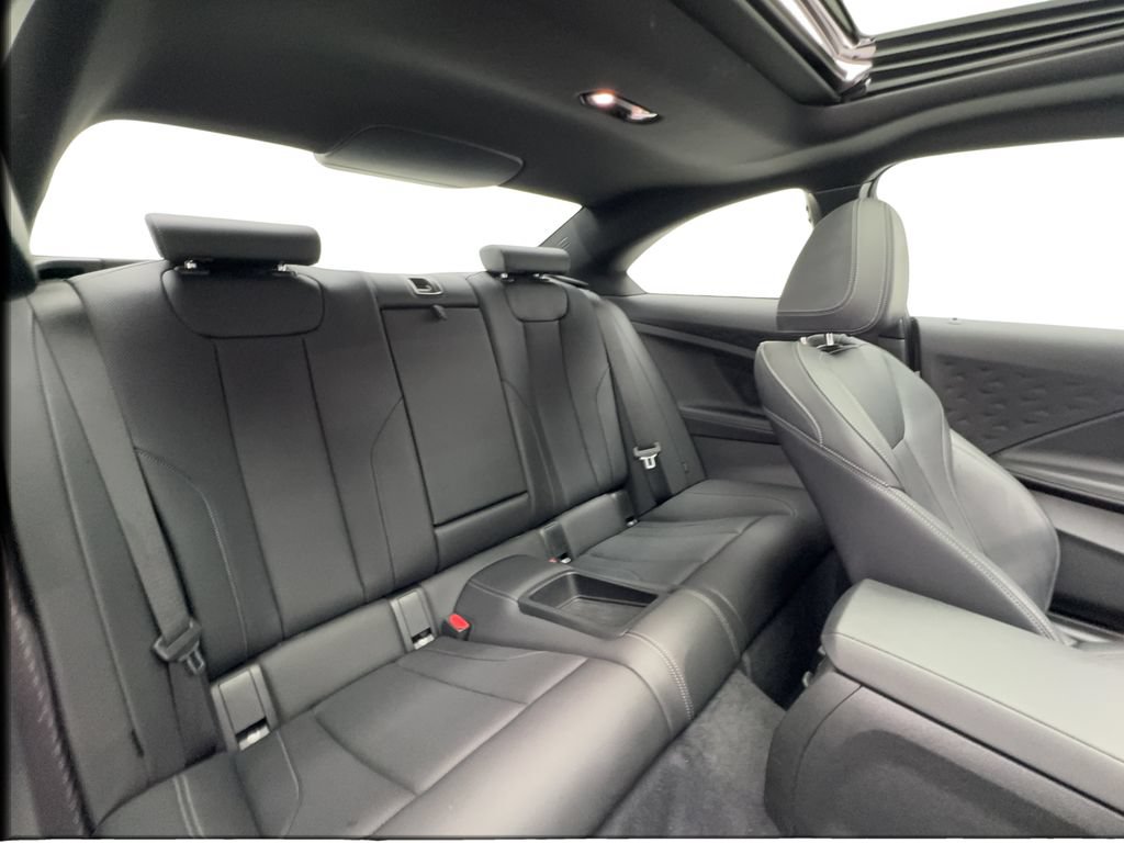 Used 2022 BMW 230i Coupe w/ Premium Package 2 RWD image 31