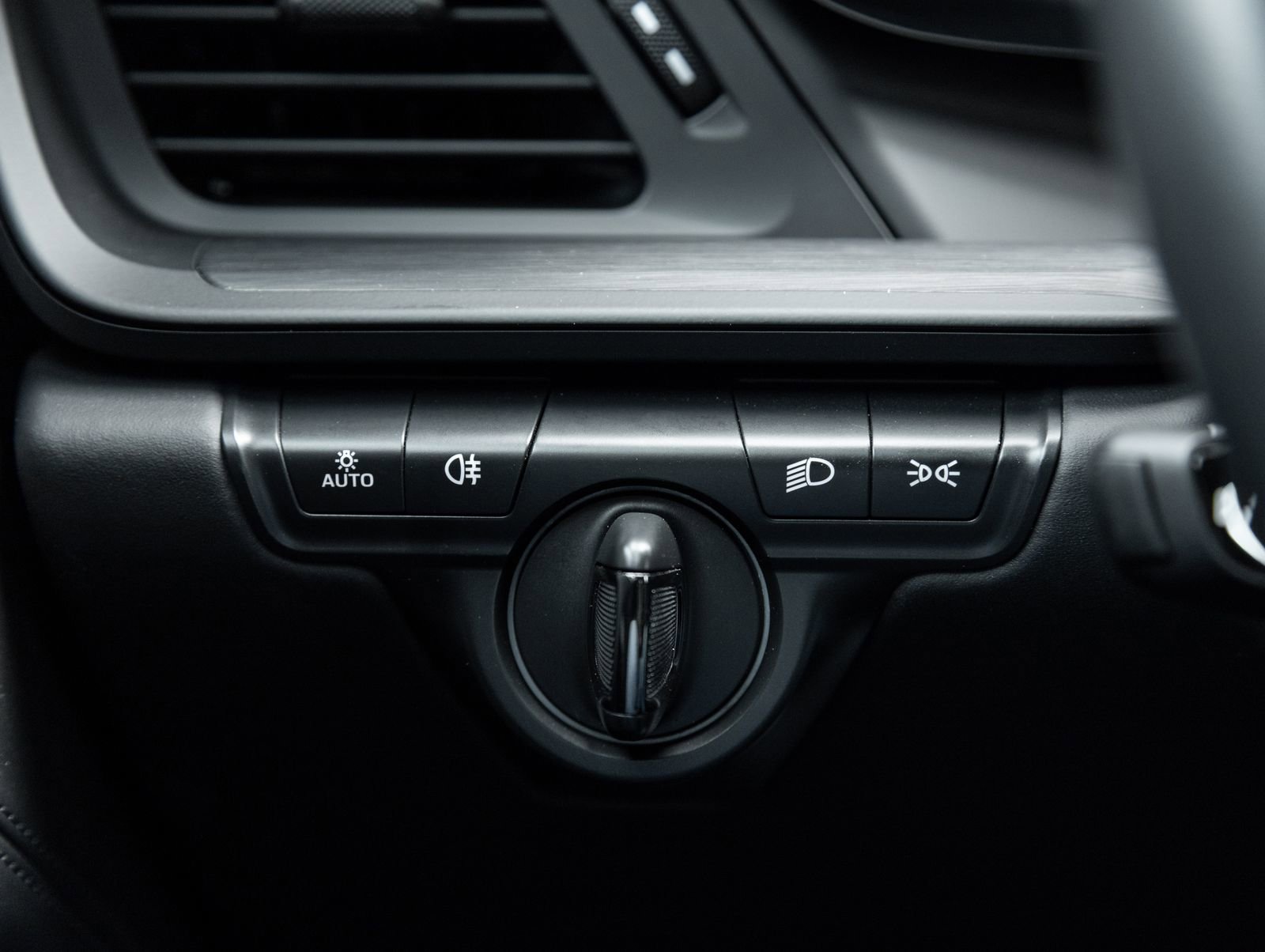 Certified 2023 Porsche 911 Carrera GTS RWD image 17