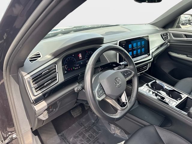 Used 2024 Volkswagen Atlas Cross Sport SE AWD/4WD image 18