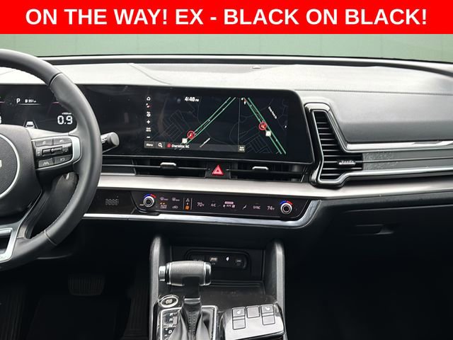 Used 2023 Kia Sportage EX image 18