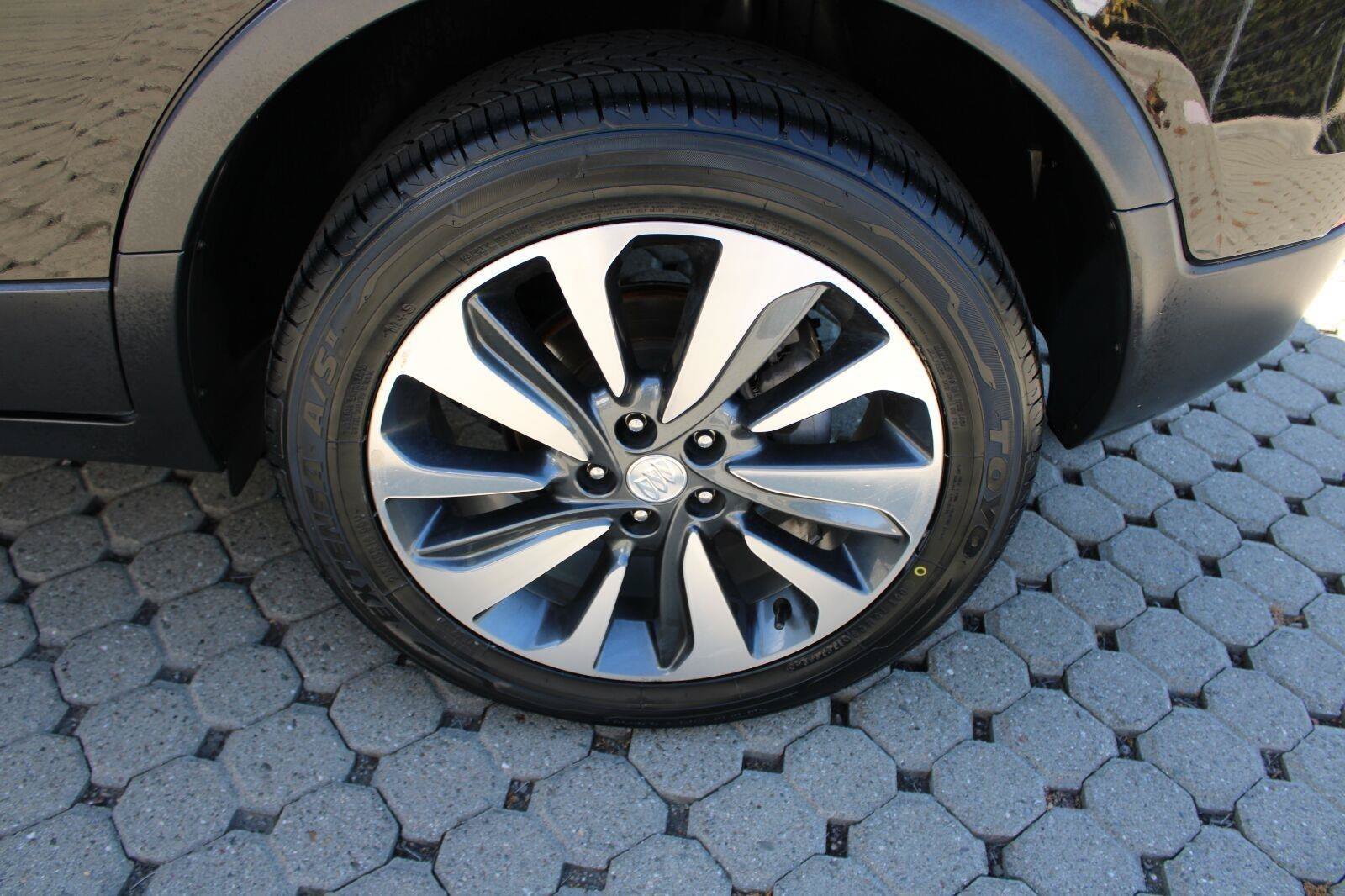 Used 2019 Buick Encore Essence w/ Safety Package II FWD image 15