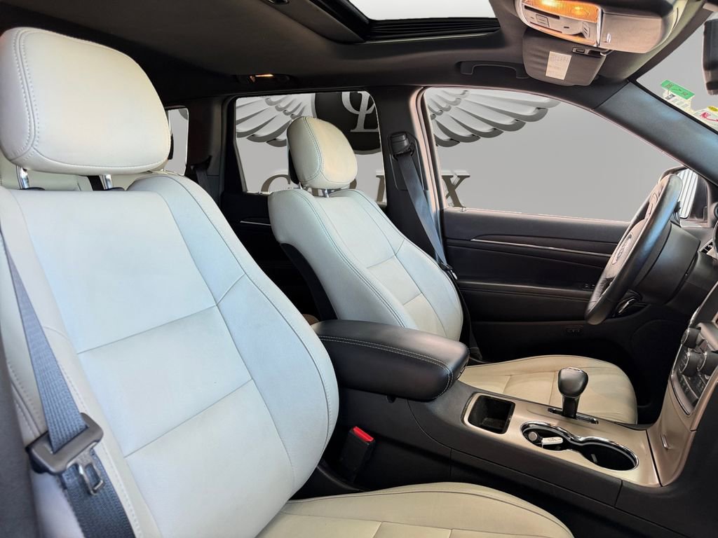 Used 2015 Jeep Grand Cherokee Limited RWD image 14