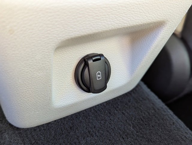 Used 2019 Genesis G70 2.0T Advanced w/ Elite Package image 27