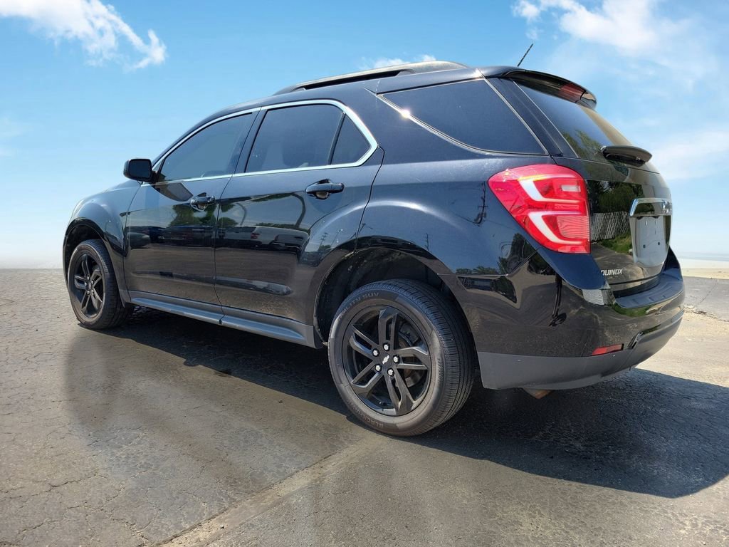 Used 2017 Chevrolet Equinox LT w/ Midnight Edition FWD image 3