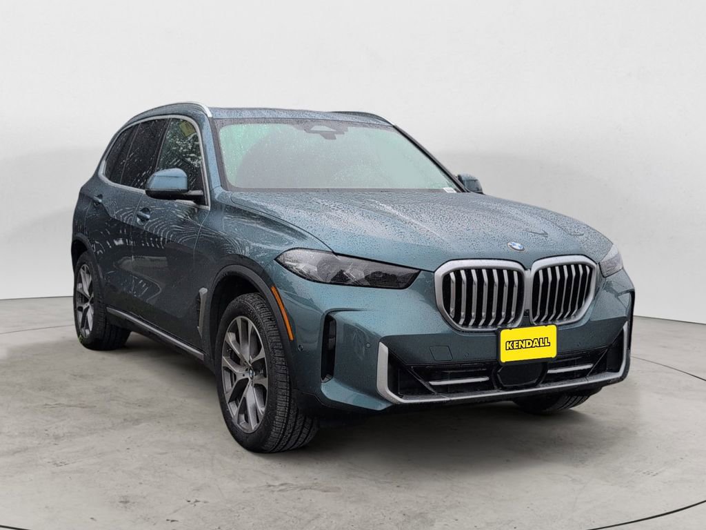 Used 2024 BMW X5 xDrive40i w/ Parking Assistance Package image 6
