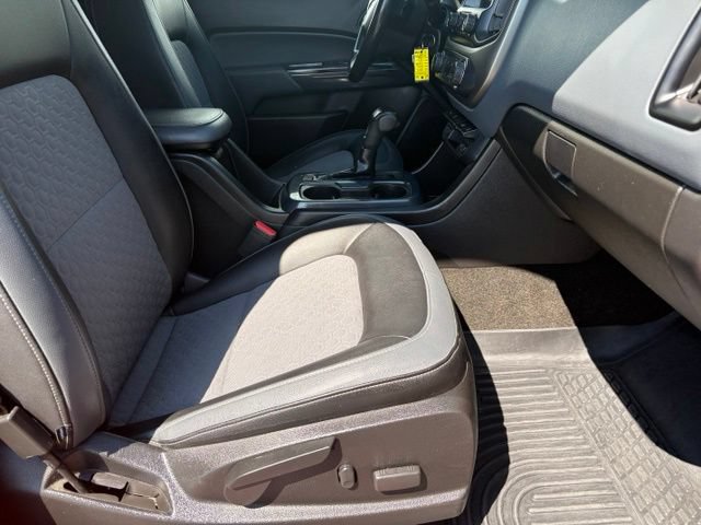 Used 2017 Chevrolet Colorado Z71 AWD/4WD image 18