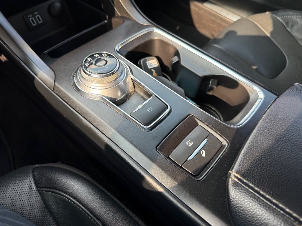 Used 2019 Ford Fusion Titanium FWD image 29