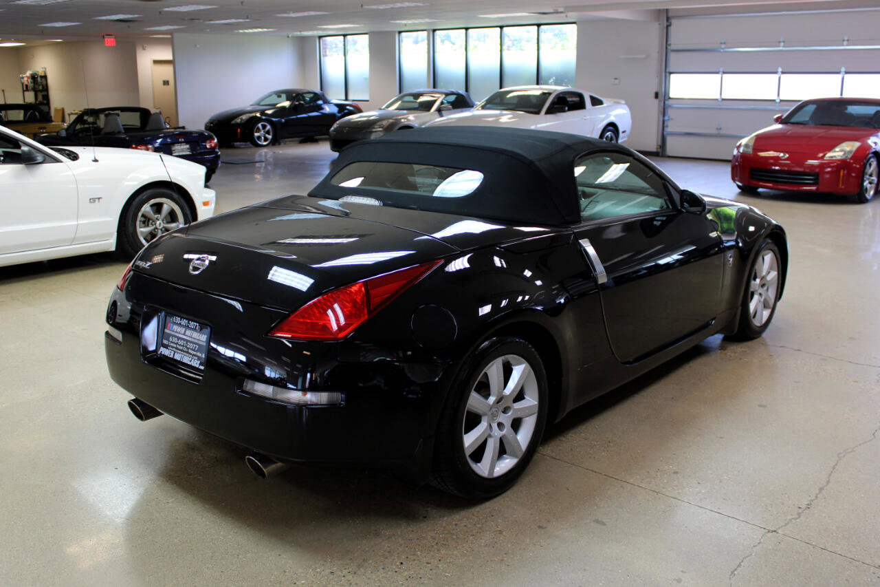 Used 2004 Nissan 350Z Touring image 22