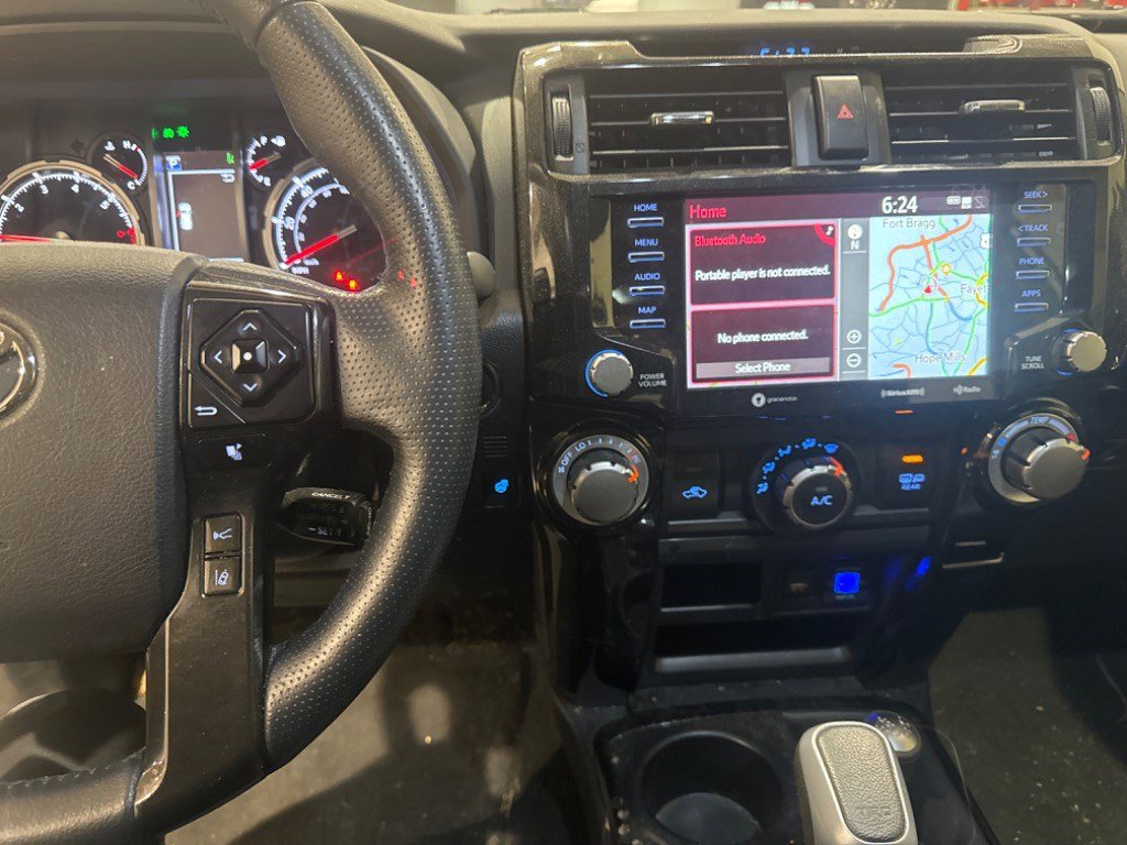 Certified 2024 Toyota 4Runner TRD Off-Road Premium w/ Moonroof Package AWD/4WD image 38