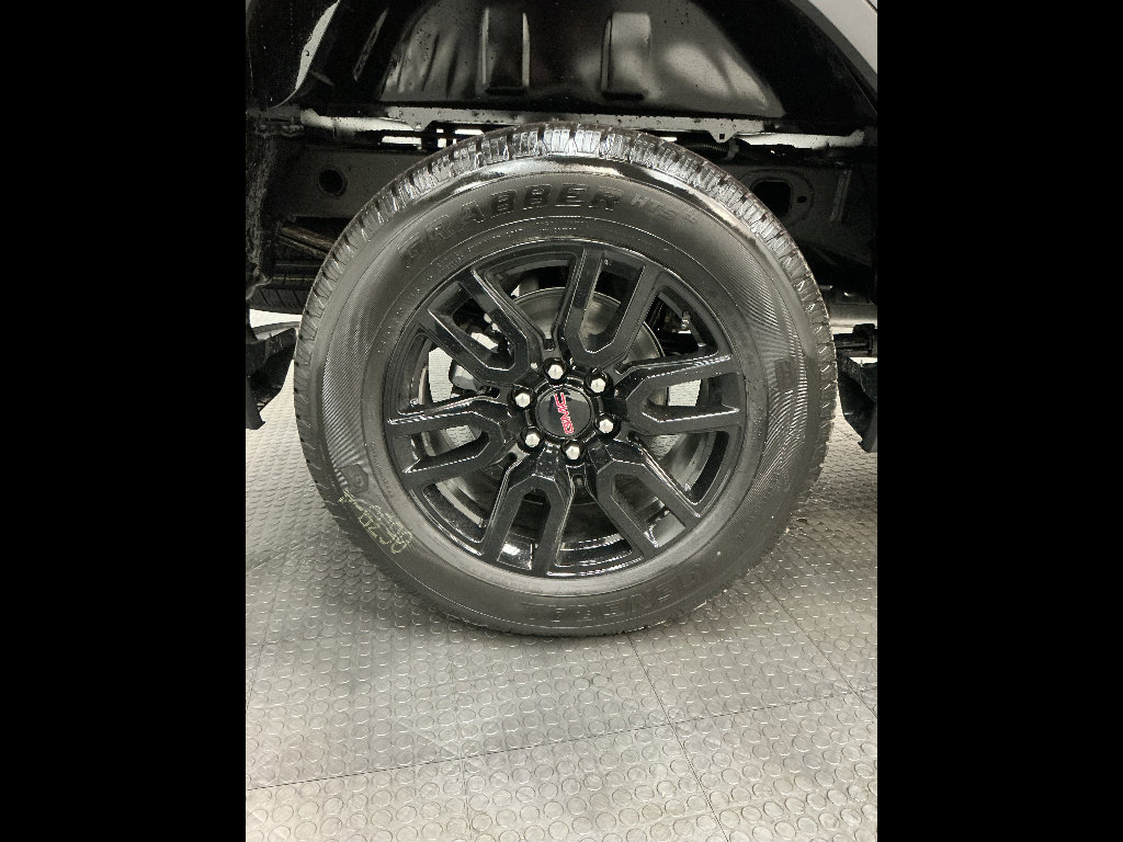 New 2026 GMC Sierra 1500 Elevation image 29
