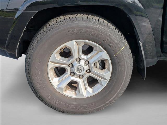 Used 2024 Toyota 4Runner SR5 Premium w/ Moonroof Package RWD image 23
