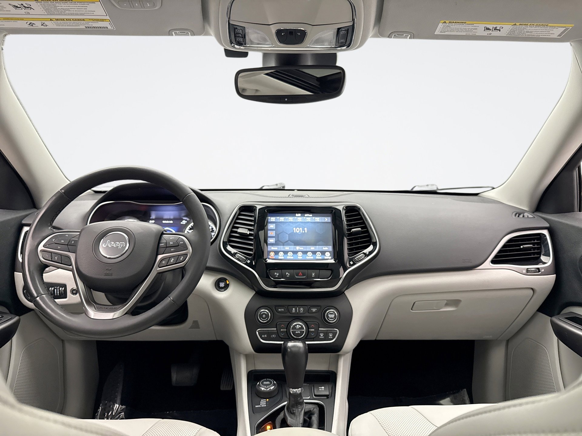 Used 2021 Jeep Cherokee Limited image 14