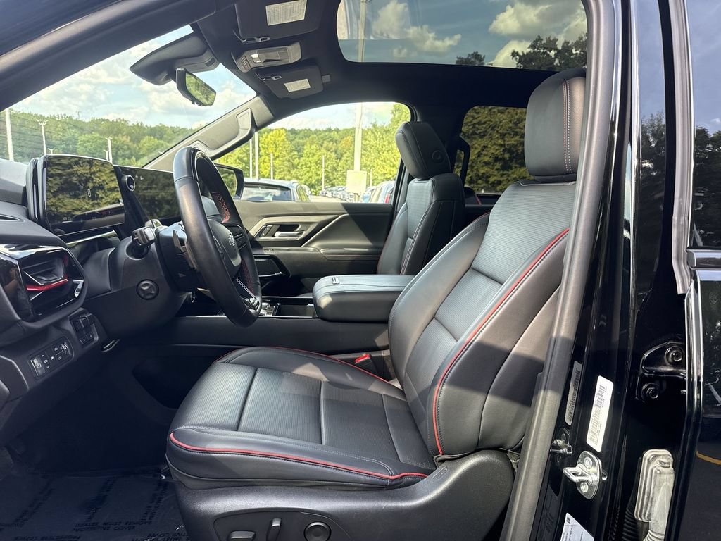 Used 2024 Chevrolet Silverado EV RST AWD/4WD image 13