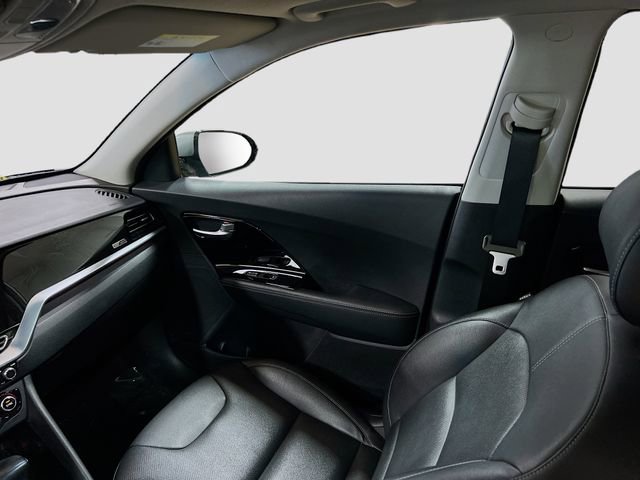 Used 2022 Kia Niro EX Premium image 25