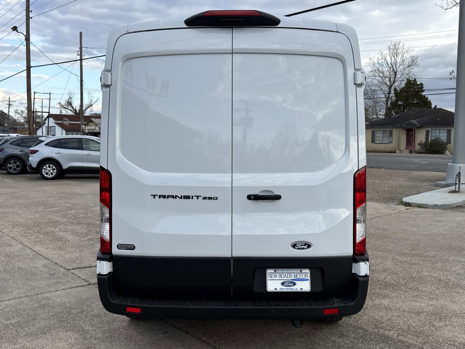 New 2026 Ford Transit 250 148 Medium Roof RWD image 5