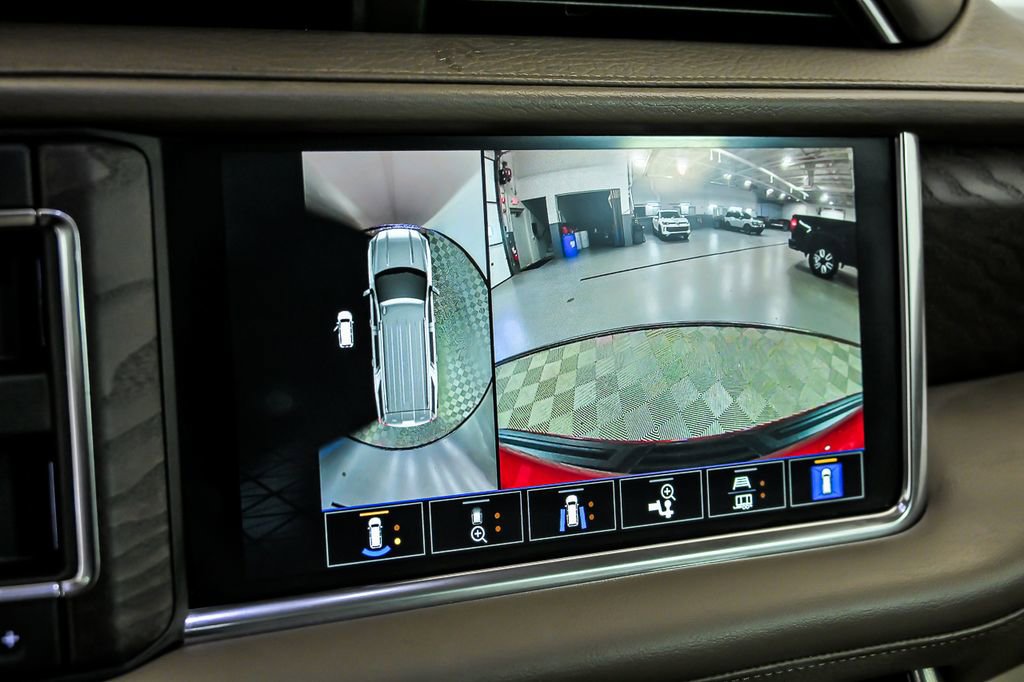 Used 2024 GMC Yukon Denali AWD/4WD image 24