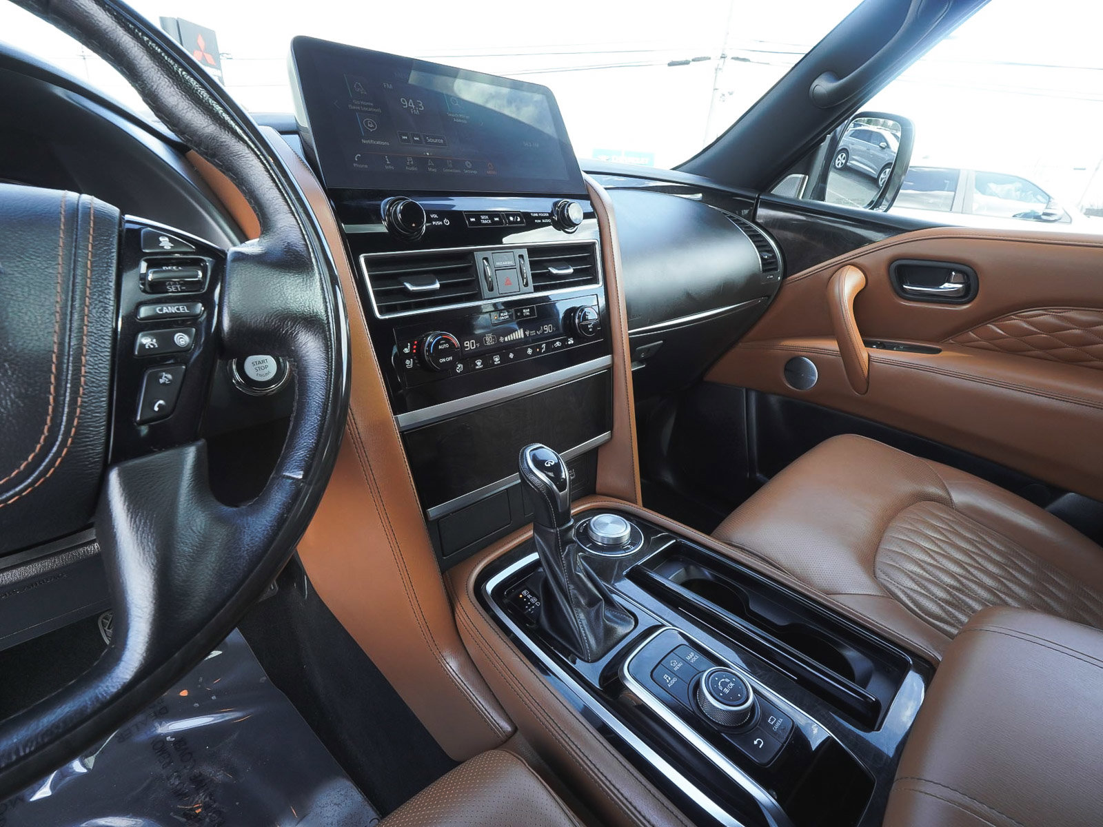 Used 2024 INFINITI QX80 Sensory AWD/4WD image 26