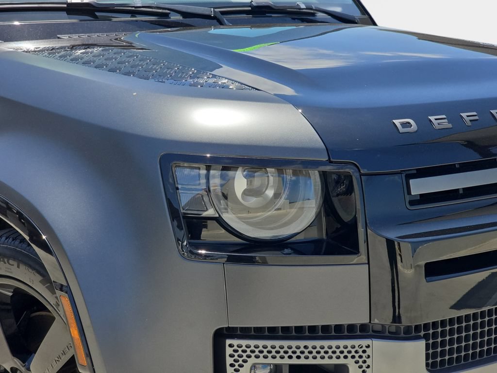 Certified 2024 Land Rover Defender 110 Carpathian Edition AWD/4WD image 32