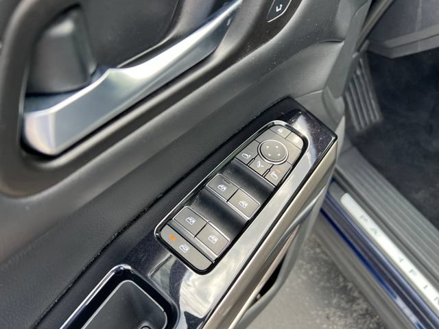 Used 2022 Nissan Pathfinder Platinum w/ Cargo Package AWD/4WD image 13