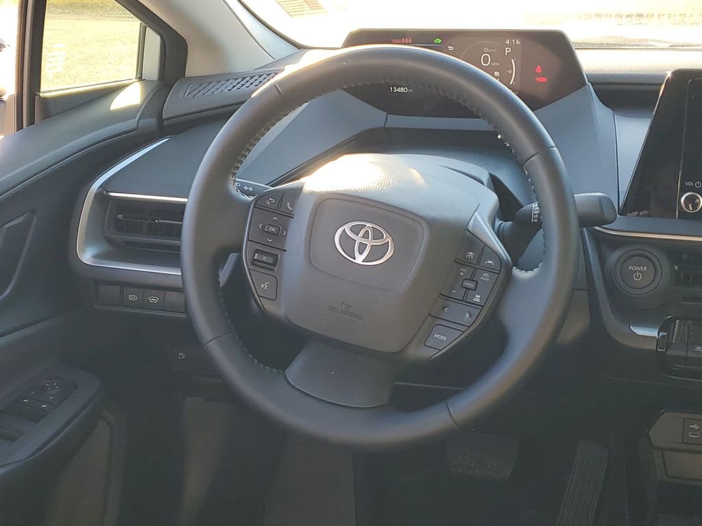 Certified 2025 Toyota Prius LE image 25