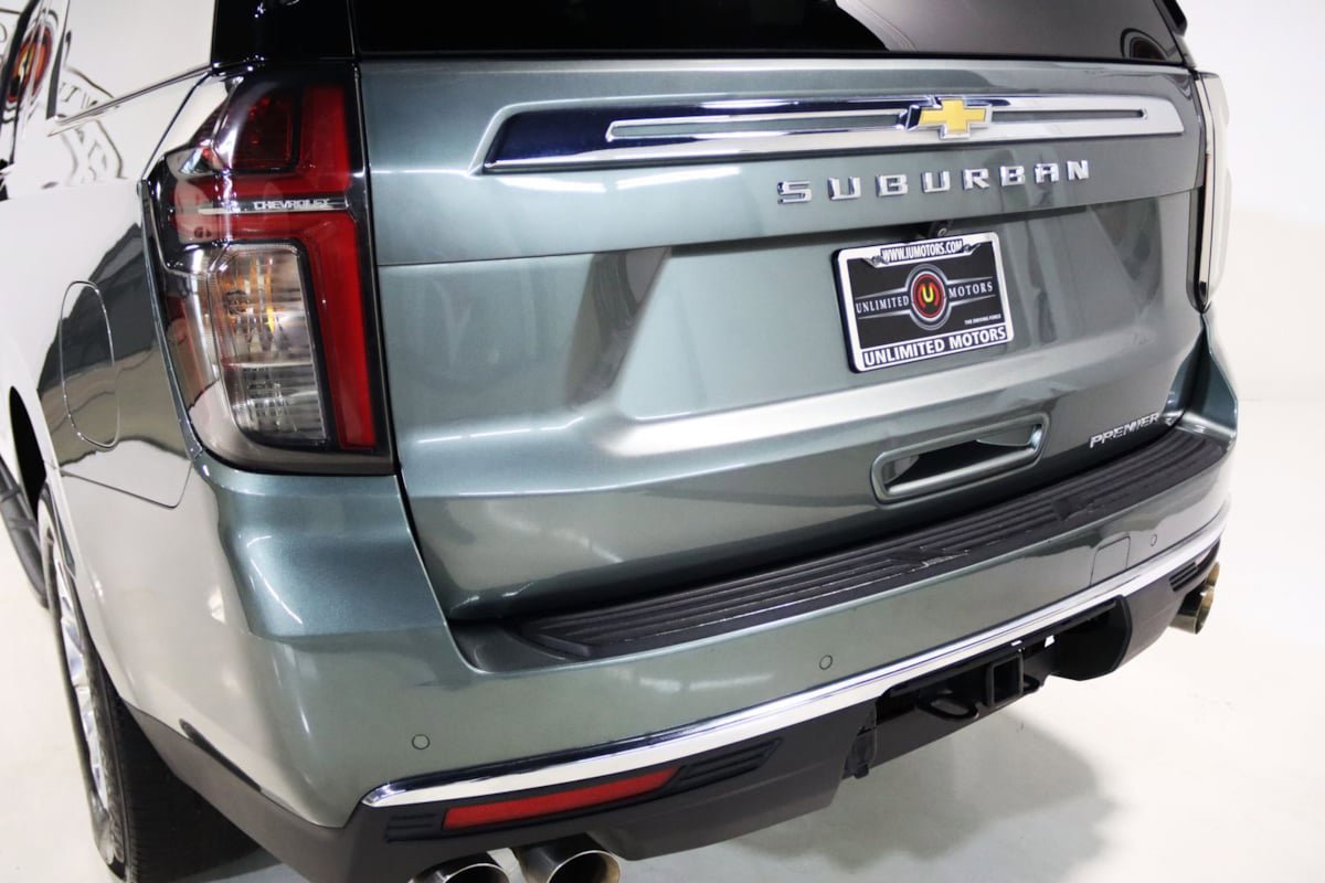 Used 2023 Chevrolet Suburban Premier AWD/4WD image 73