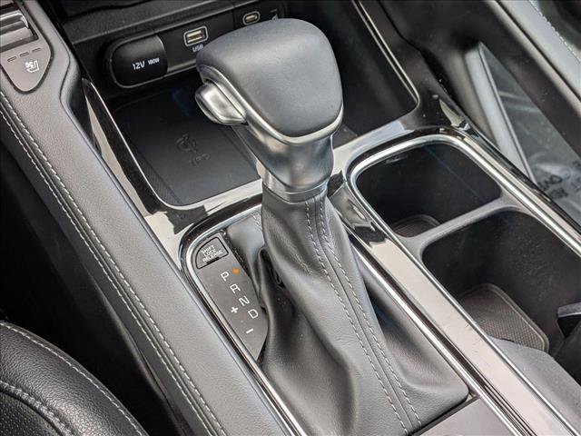 Used 2024 Kia Telluride SX w/ Towing Package FWD image 12