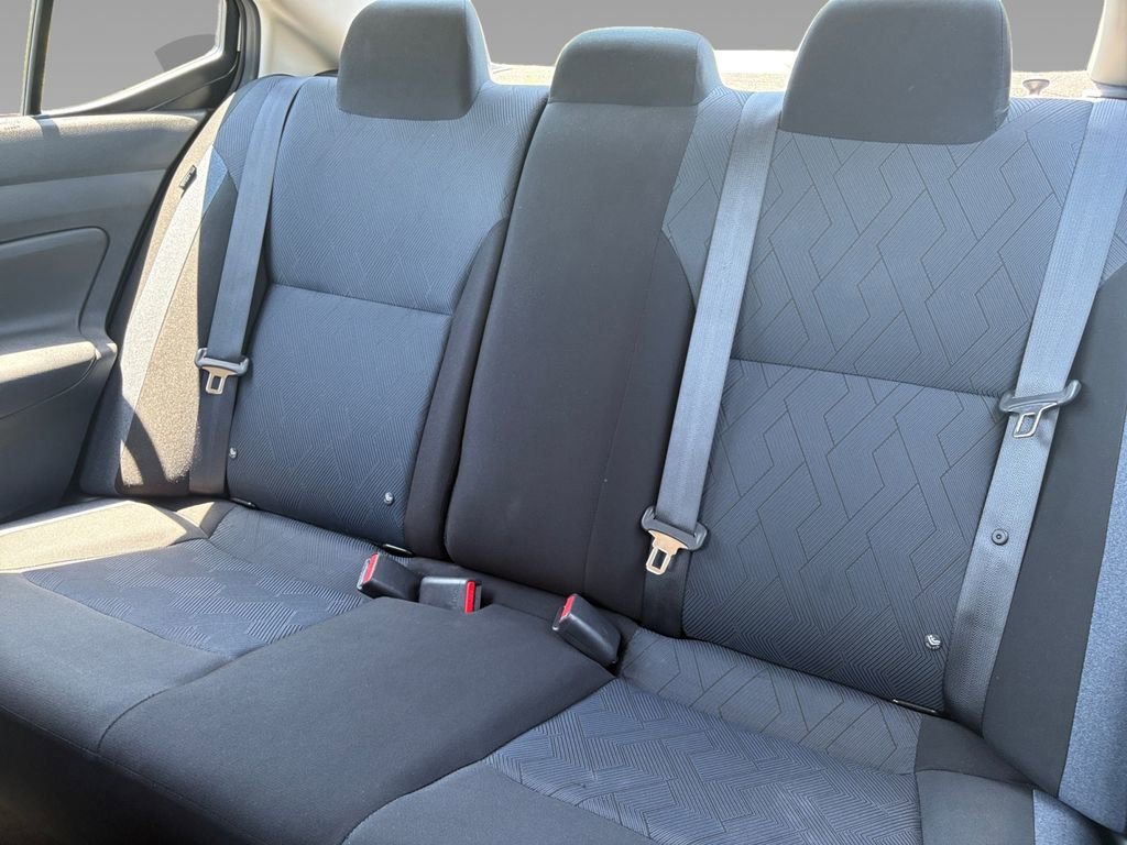 Used 2023 Nissan Versa SV FWD image 3