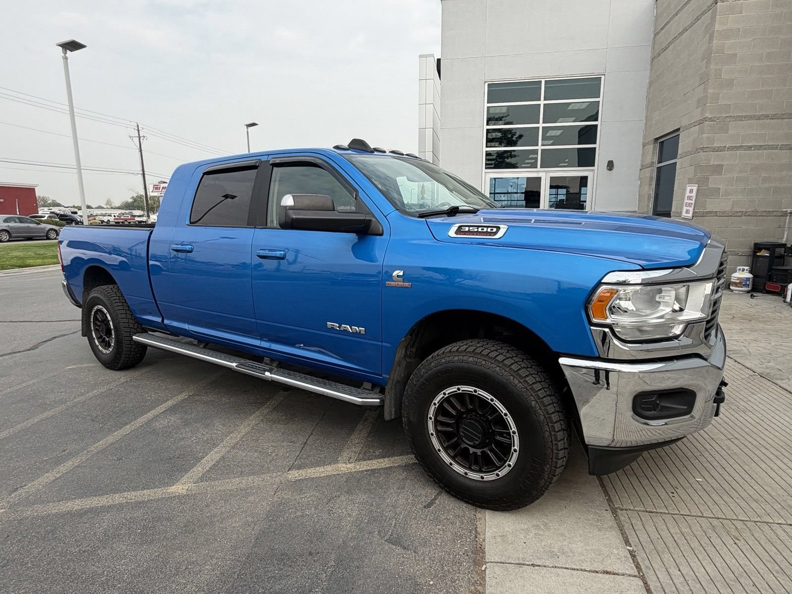 Used 2021 RAM 3500 Big Horn AWD/4WD image 1