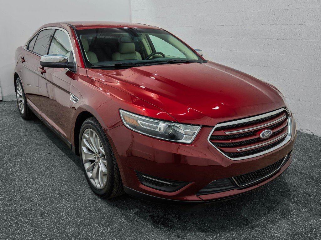 Used 2016 Ford Taurus Limited image 2