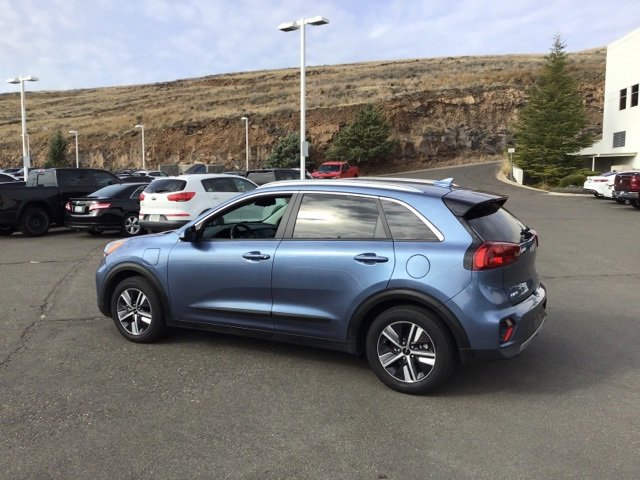 Used 2022 Kia Niro EX image 11
